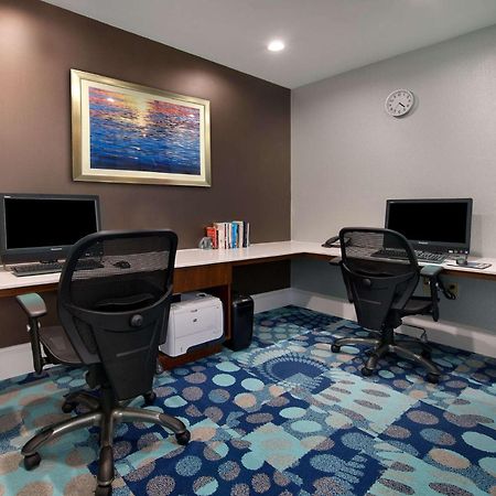 Hampton Inn Naples - I-75 Vineyards Экстерьер фото