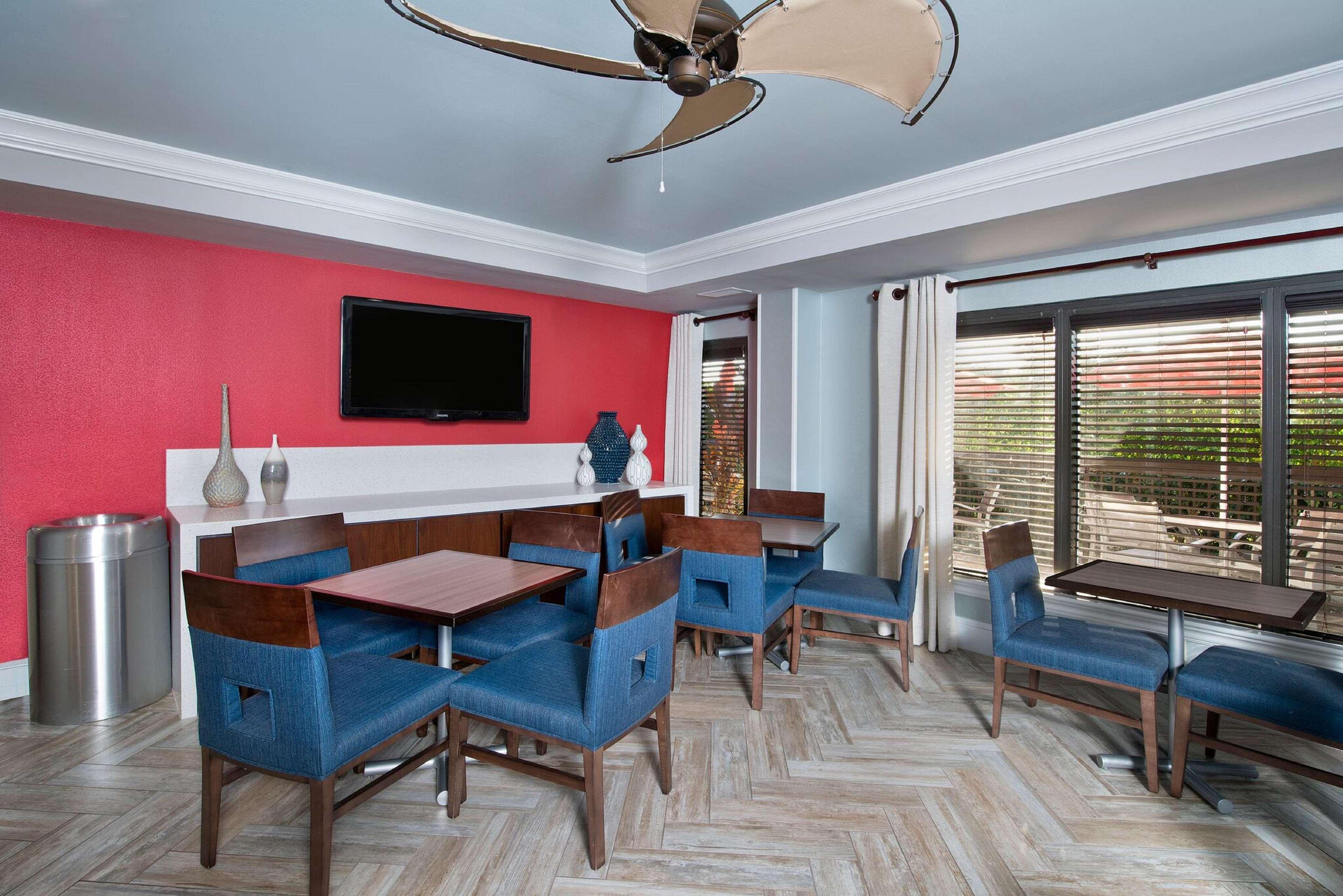 Hampton Inn Naples - I-75 Vineyards Экстерьер фото
