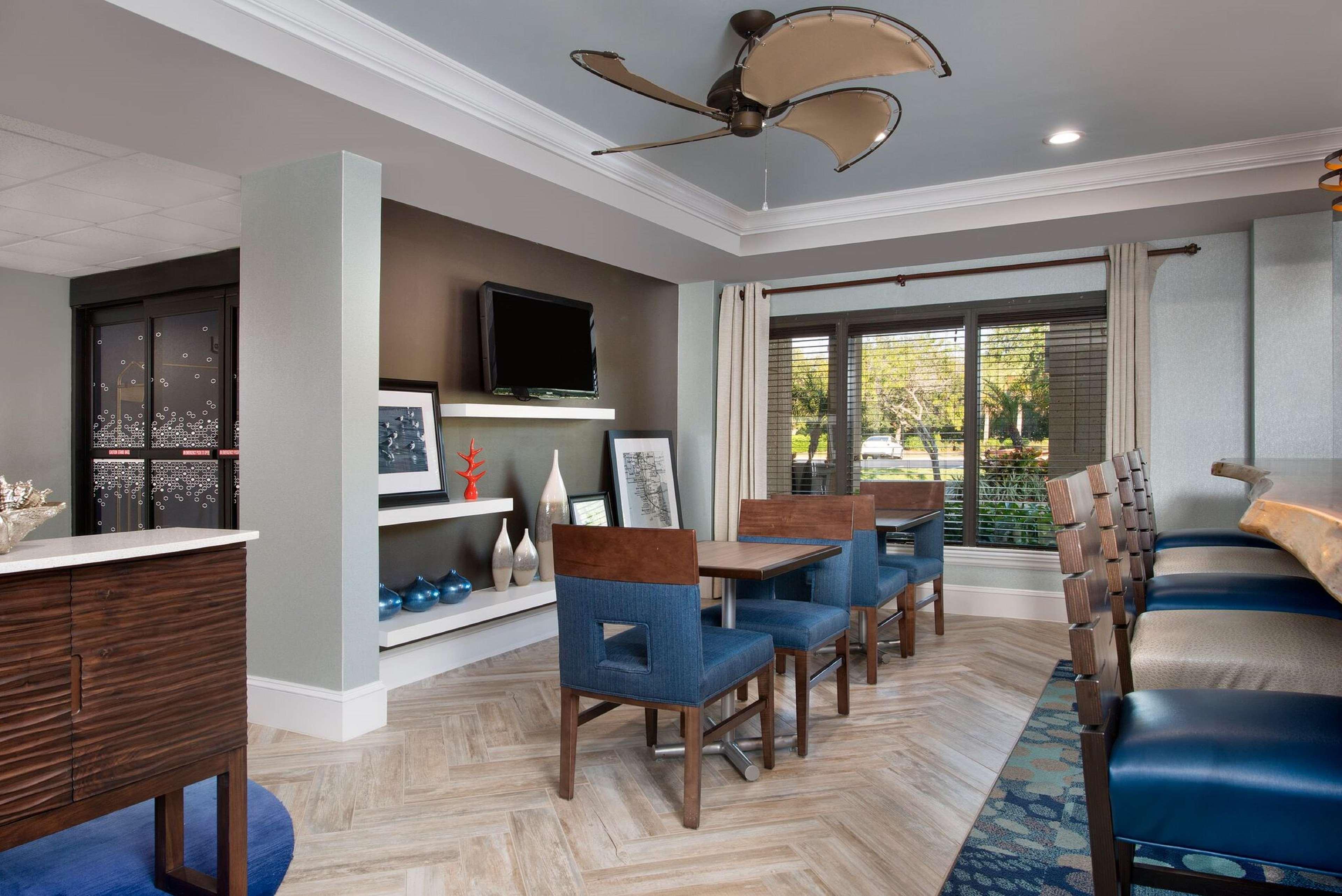 Hampton Inn Naples - I-75 Vineyards Экстерьер фото