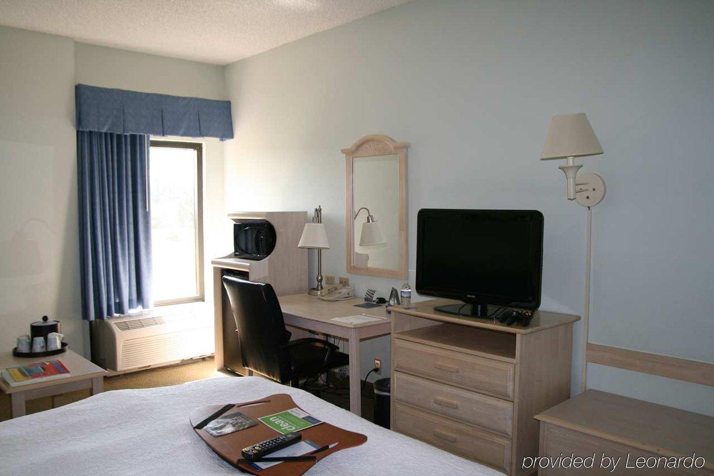 Hampton Inn Naples - I-75 Vineyards Номер фото