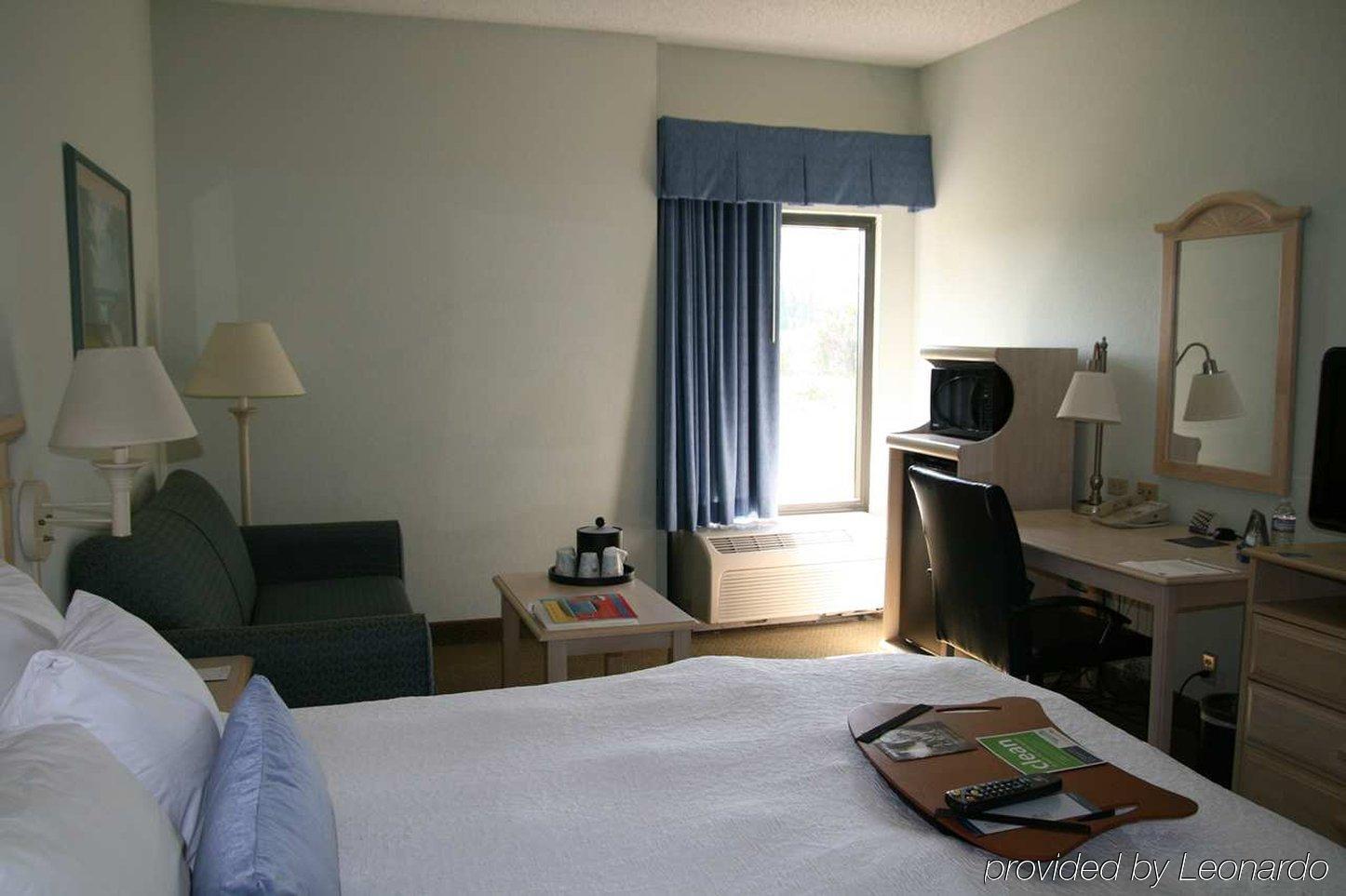 Hampton Inn Naples - I-75 Vineyards Номер фото